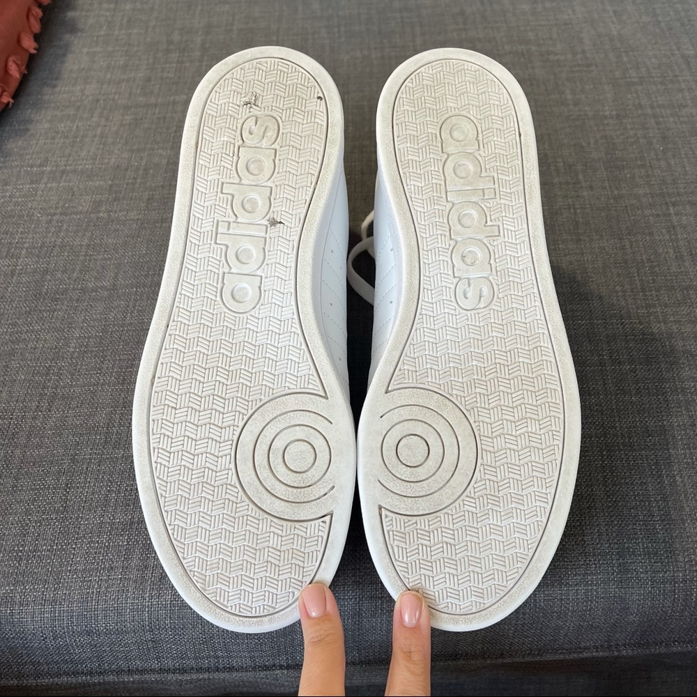 ADIDAS sneakers! - Picture 6 of 6